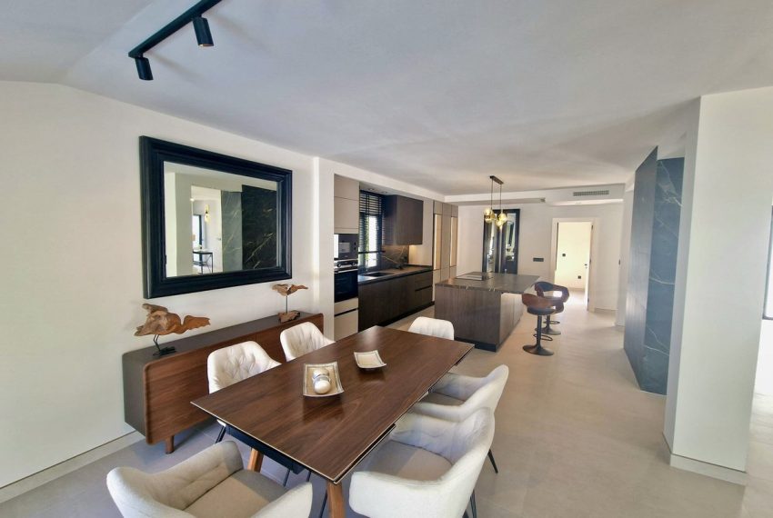 R5186416-Villa-For-Sale-Marbella-Detached-5-Beds-390-Built-9