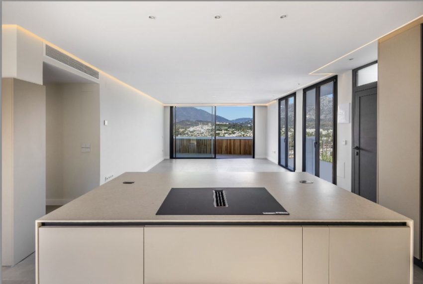 R5186485-Apartment-For-Sale-Nueva-Andalucia-Penthouse-2-Beds-100-Built-3