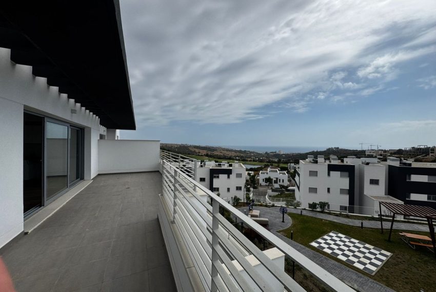 R5186509-Apartment-For-Sale-Estepona-Penthouse-3-Beds-92-Built-3