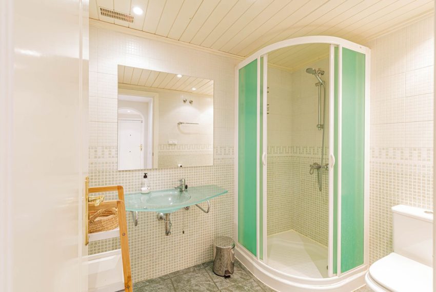 R5186851-Apartment-For-Sale-Los-Arqueros-Penthouse-Duplex-2-Beds-94-Built-10