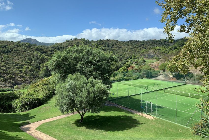 R5186851-Apartment-For-Sale-Los-Arqueros-Penthouse-Duplex-2-Beds-94-Built-18