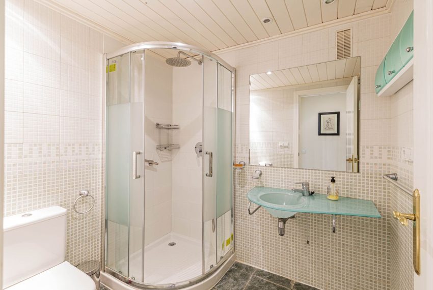 R5186860-Apartment-For-Sale-Los-Arqueros-Penthouse-Duplex-3-Beds-120-Built-10