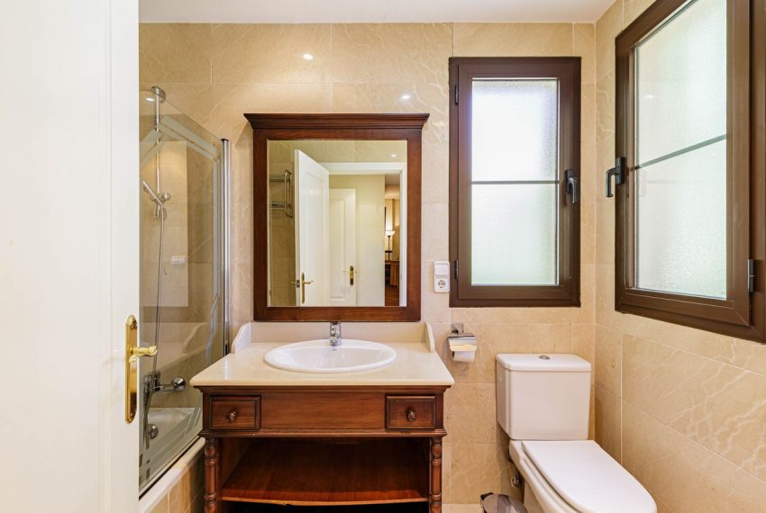 R5186860-Apartment-For-Sale-Los-Arqueros-Penthouse-Duplex-3-Beds-120-Built-7