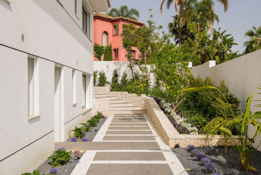 R5187955-Villa-For-Sale-Guadalmina-Alta-Detached-6-Beds-419-Built-11