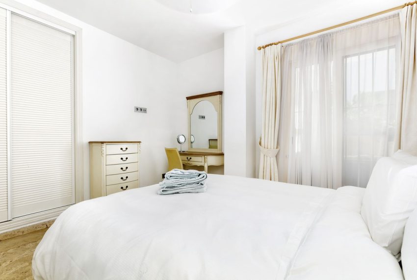 R5188009-Apartment-For-Sale-Nueva-Andalucia-Ground-Floor-2-Beds-125-Built-5