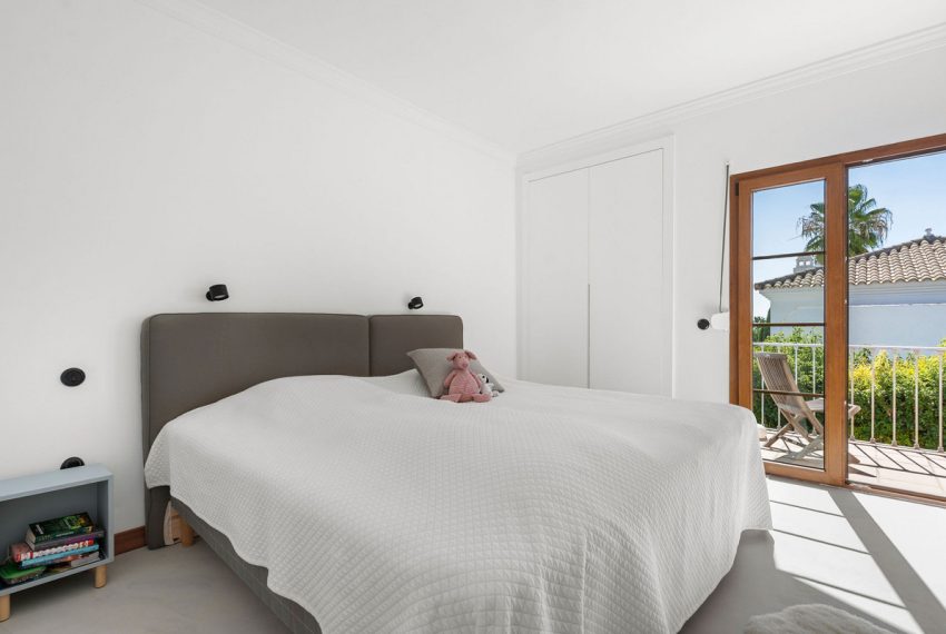 R5188288-Villa-For-Sale-Estepona-Detached-4-Beds-293-Built-15