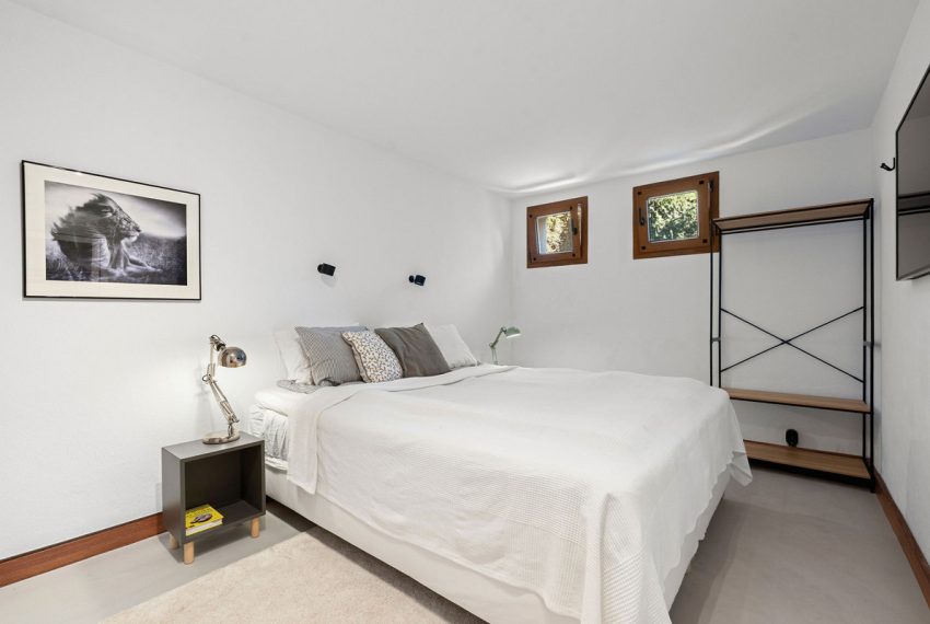 R5188288-Villa-For-Sale-Estepona-Detached-4-Beds-293-Built-17