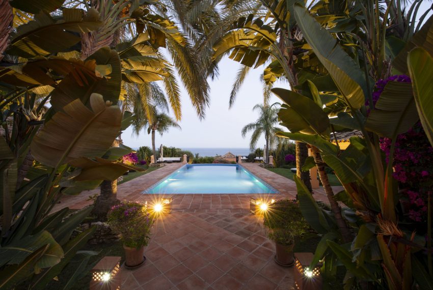 R5188336-Villa-For-Sale-Sierra-Blanca-Detached-3-Beds-595-Built-4