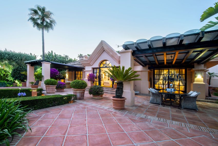 R5188336-Villa-For-Sale-Sierra-Blanca-Detached-3-Beds-595-Built-6