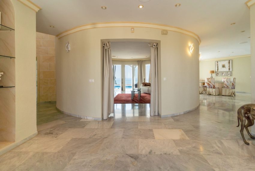 R5189068-Villa-For-Sale-Mijas-Costa-Detached-5-Beds-534-Built-11