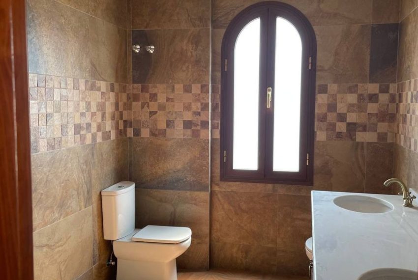 R5189083-Villa-For-Sale-San-Pedro-de-Alcantara-Detached-4-Beds-400-Built-8