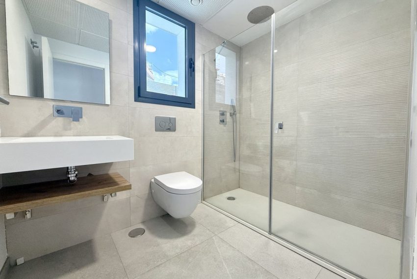 R5189299-Apartment-For-Sale-La-Quinta-Penthouse-Duplex-3-Beds-156-Built-13