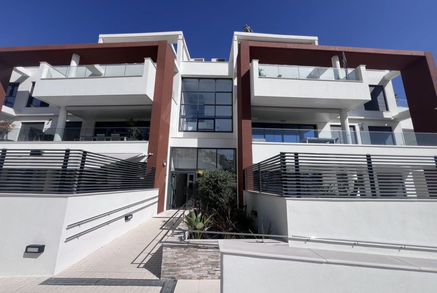 R5189299-Apartment-For-Sale-La-Quinta-Penthouse-Duplex-3-Beds-156-Built-2