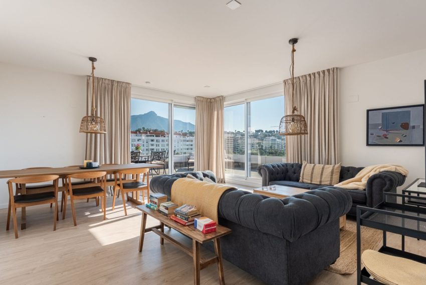 R5189335-Apartment-For-Sale-Nueva-Andalucia-Penthouse-3-Beds-112-Built