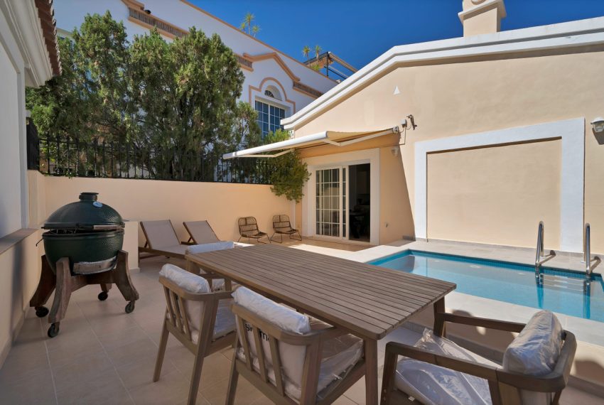R5189632-Townhouse-For-Sale-Marbella-Terraced-5-Beds-242-Built-1