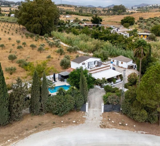 R5190913-Image 1-Detached - 3 Beds - 190 Built