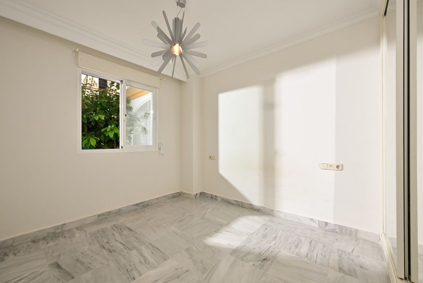 R5191522-Apartment-For-Sale-Puerto-Banus-Ground-Floor-2-Beds-94-Built-11