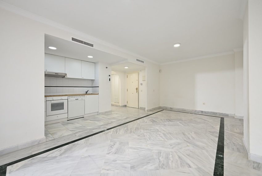 R5191522-Apartment-For-Sale-Puerto-Banus-Ground-Floor-2-Beds-94-Built-2