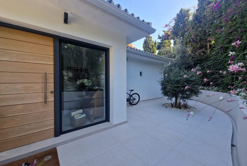 R5191639-Villa-For-Sale-Los-Monteros-Detached-5-Beds-288-Built-2