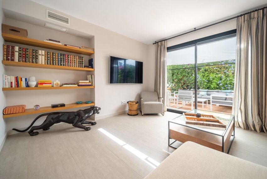 R5191639-Villa-For-Sale-Los-Monteros-Detached-5-Beds-288-Built-7