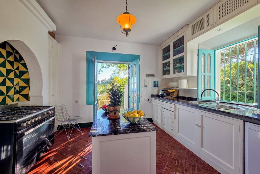 R5191861-Villa-For-Sale-Marbella-Detached-4-Beds-245-Built-11