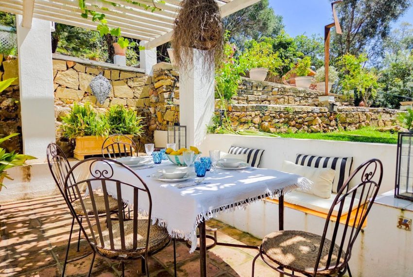 R5191861-Villa-For-Sale-Marbella-Detached-4-Beds-245-Built-4