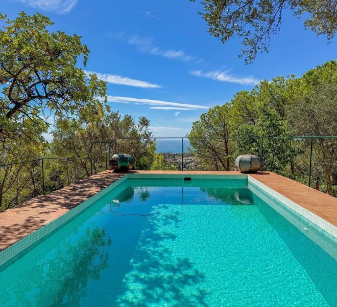 R5191861-Image 1-Detached - 4 Beds - 245 Built