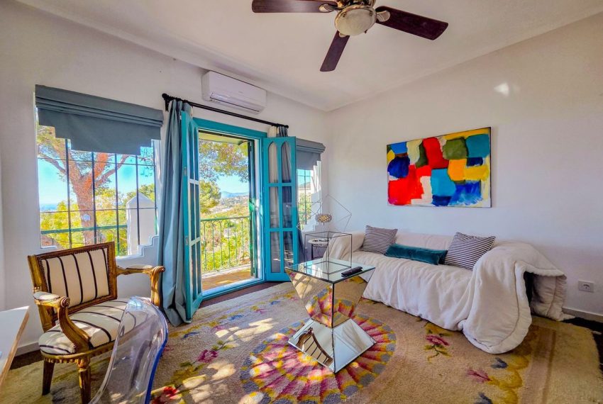 R5191861-Villa-For-Sale-Marbella-Detached-4-Beds-245-Built-8