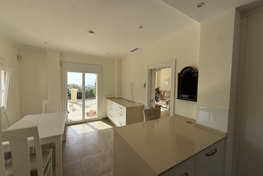 R5191993-Villa-For-Sale-Estepona-Detached-5-Beds-334-Built-9