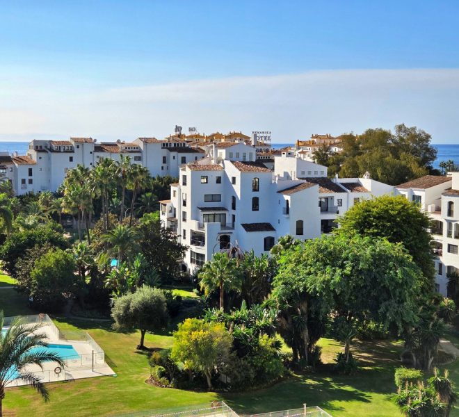 R5192044-Image 1-Penthouse Duplex - 2 Beds - 132 Built