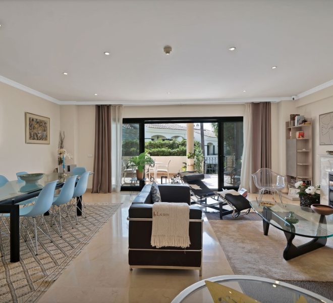 R5192197-Image 1-Terraced - 3 Beds - 300 Built