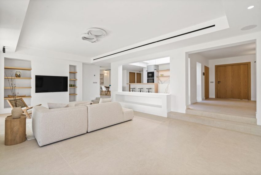 R5192215-Villa-For-Sale-El-Rosario-Detached-5-Beds-316-Built-12