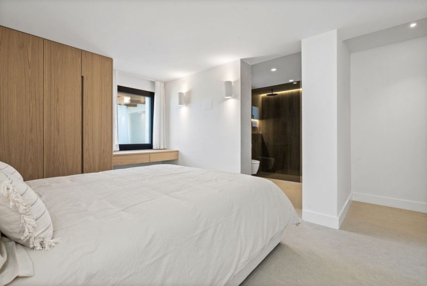 R5192215-Villa-For-Sale-El-Rosario-Detached-5-Beds-316-Built-16