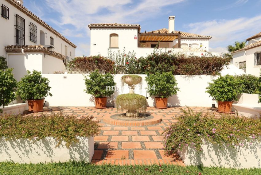 R5192224-Apartment-For-Sale-New-Golden-Mile-Penthouse-2-Beds-70-Built-14