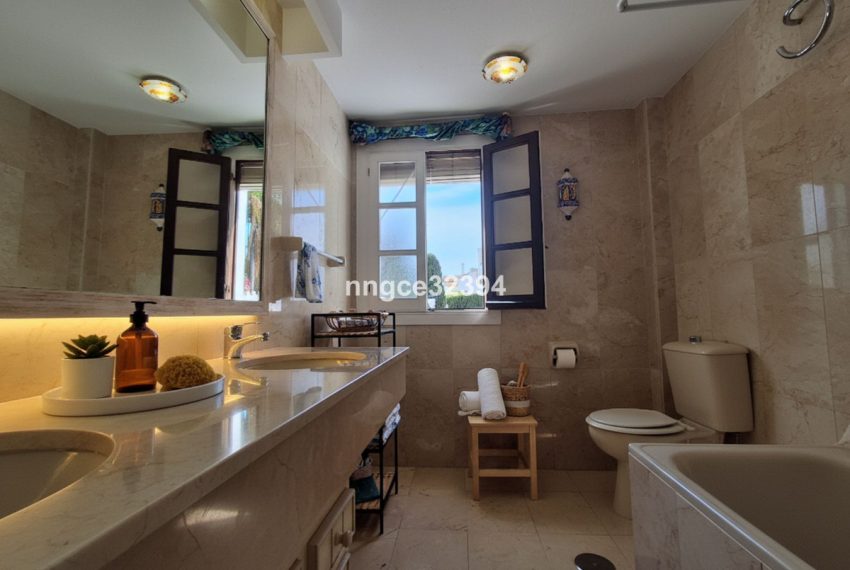 R5192224-Apartment-For-Sale-New-Golden-Mile-Penthouse-2-Beds-70-Built-6