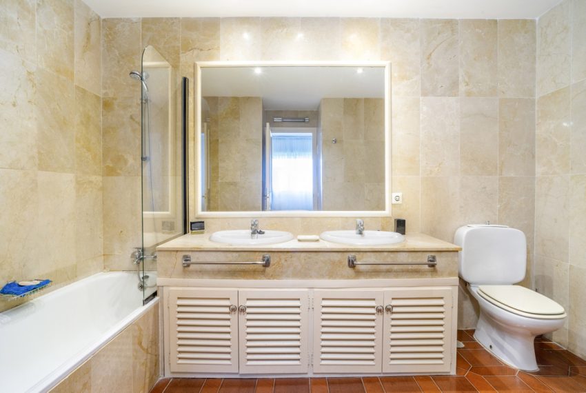 R5193307-Apartment-For-Sale-Nueva-Andalucia-Middle-Floor-3-Beds-114-Built-8