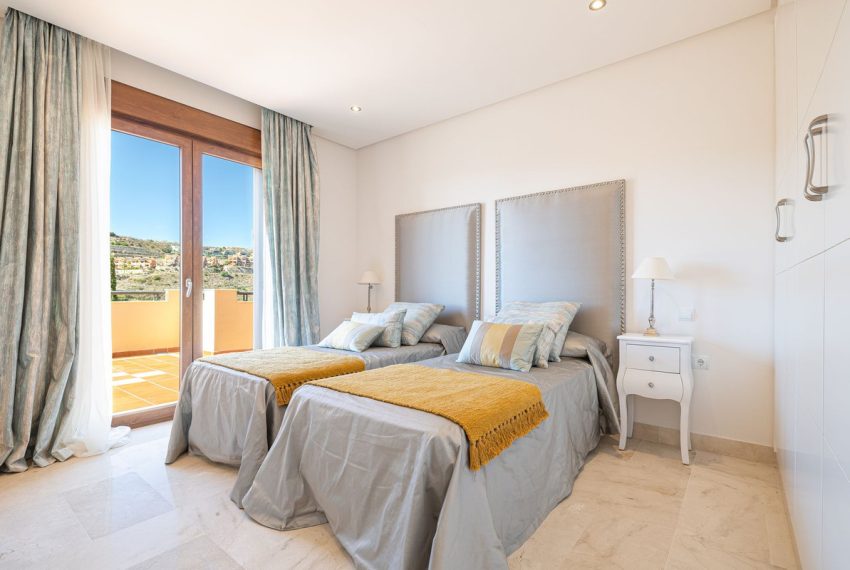 R5193811-Villa-For-Sale-Benahavis-Detached-5-Beds-546-Built-10