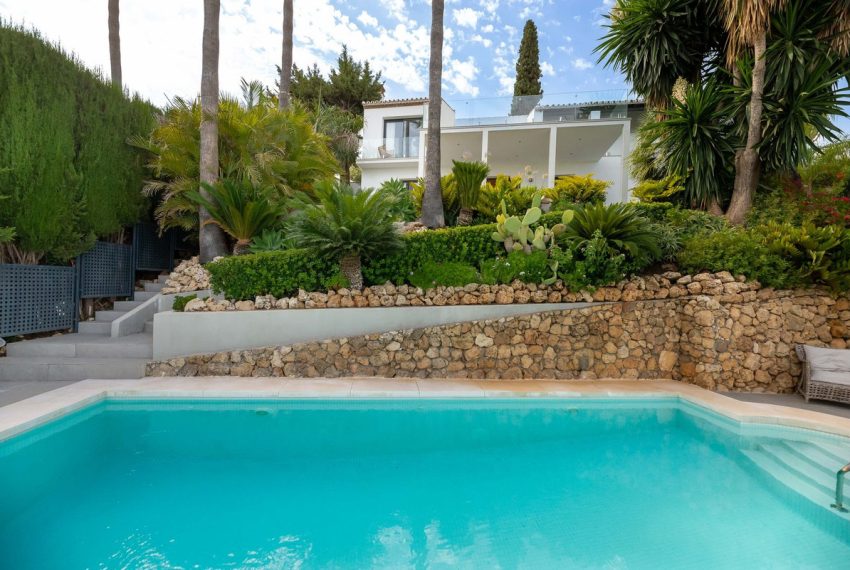 R5194000-Villa-For-Sale-El-Paraiso-Detached-4-Beds-359-Built-19