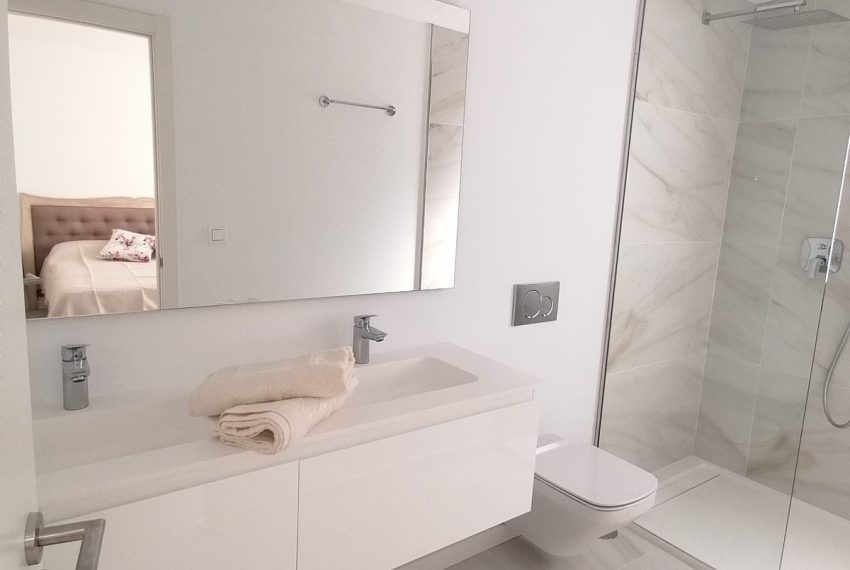 R5194195-Townhouse-For-Sale-Nueva-Andalucia-Terraced-3-Beds-160-Built-13