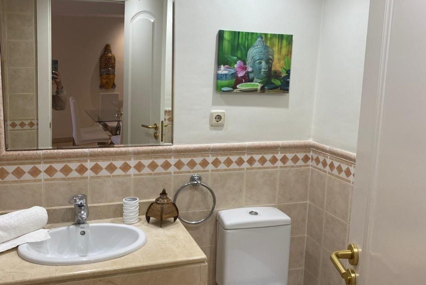 R5194279-Apartment-For-Sale-Marbella-Ground-Floor-4-Beds-205-Built-2