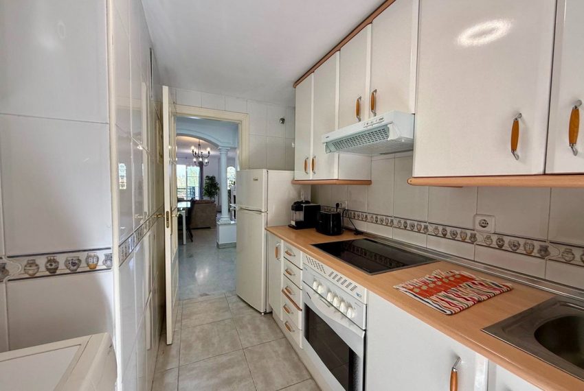 R5194408-Apartment-For-Sale-The-Golden-Mile-Middle-Floor-2-Beds-110-Built-13