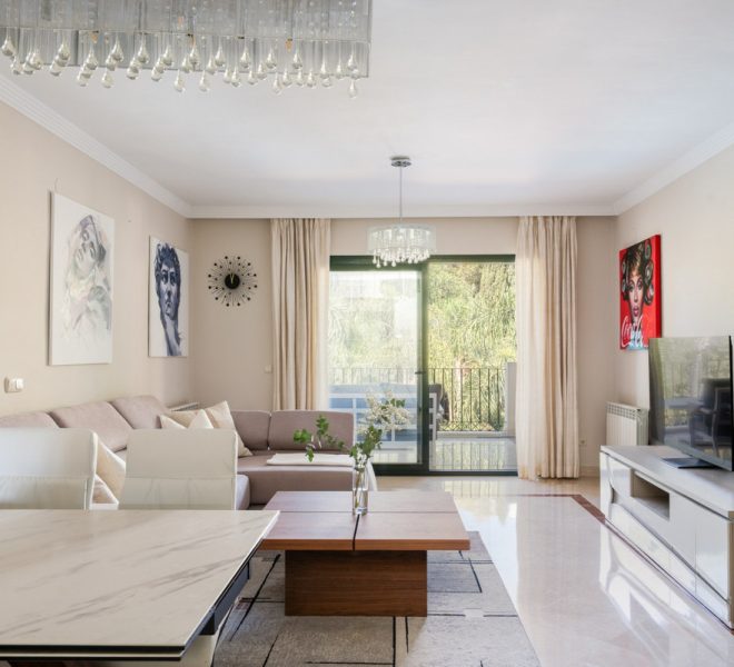 R5194426-Image 1-Middle Floor - 3 Beds - 164 Built