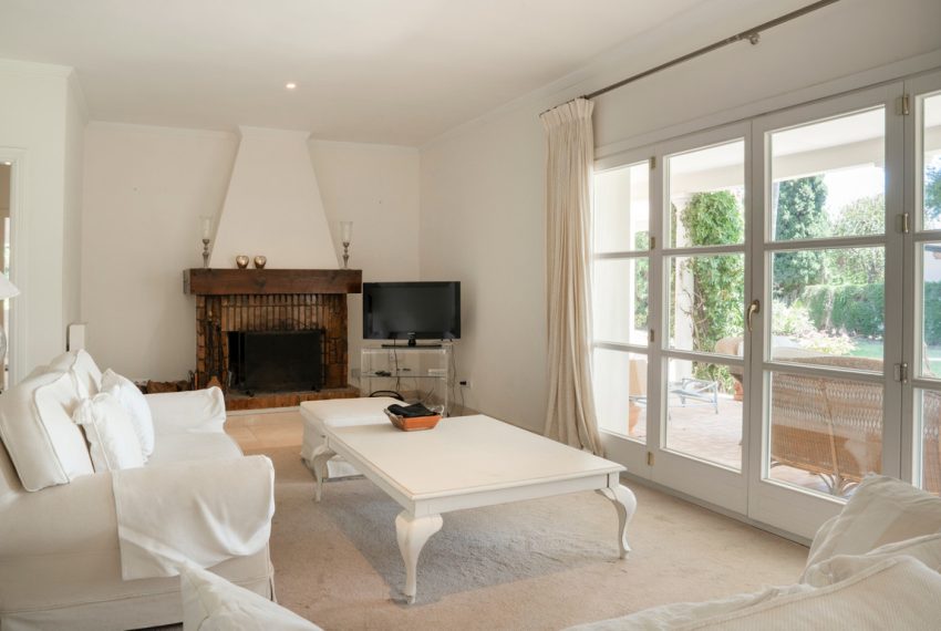 R5195674-Villa-For-Sale-El-Paraiso-Detached-4-Beds-265-Built-5