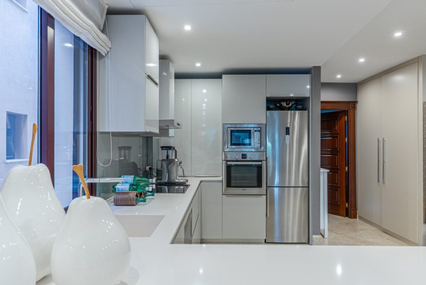 R5195683-Apartment-For-Sale-San-Pedro-de-Alcantara-Ground-Floor-4-Beds-293-Built-11