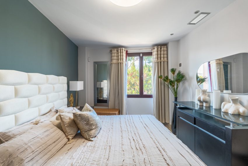 R5195683-Apartment-For-Sale-San-Pedro-de-Alcantara-Ground-Floor-4-Beds-293-Built-18