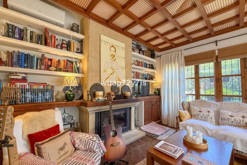 R5196661-Villa-For-Sale-Nagueles-Finca-2-Beds-97-Built-11