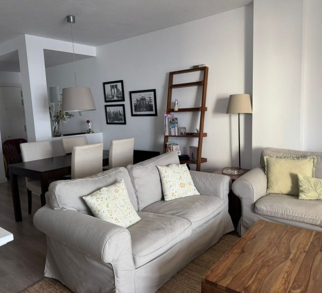 R5196781-Image 1-Middle Floor - 3 Beds - 121 Built