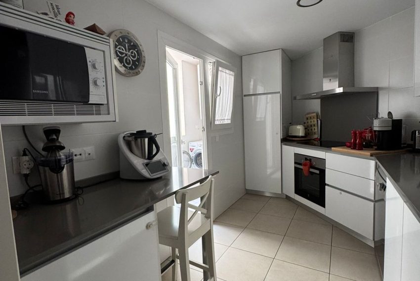 R5196781-Apartment-For-Sale-Nueva-Andalucia-Middle-Floor-3-Beds-121-Built-8