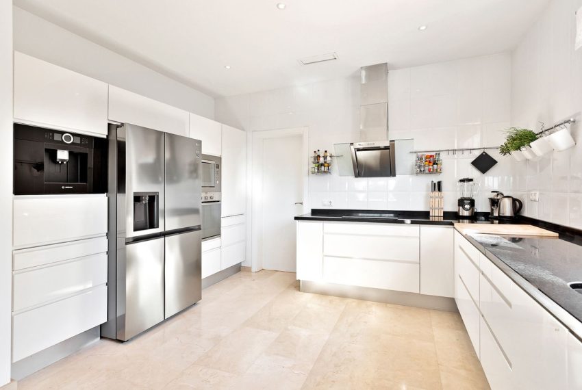 R5198476-Villa-For-Sale-El-Rosario-Detached-4-Beds-342-Built-12