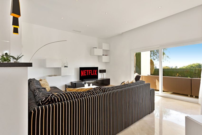 R5198476-Villa-For-Sale-El-Rosario-Detached-4-Beds-342-Built-14